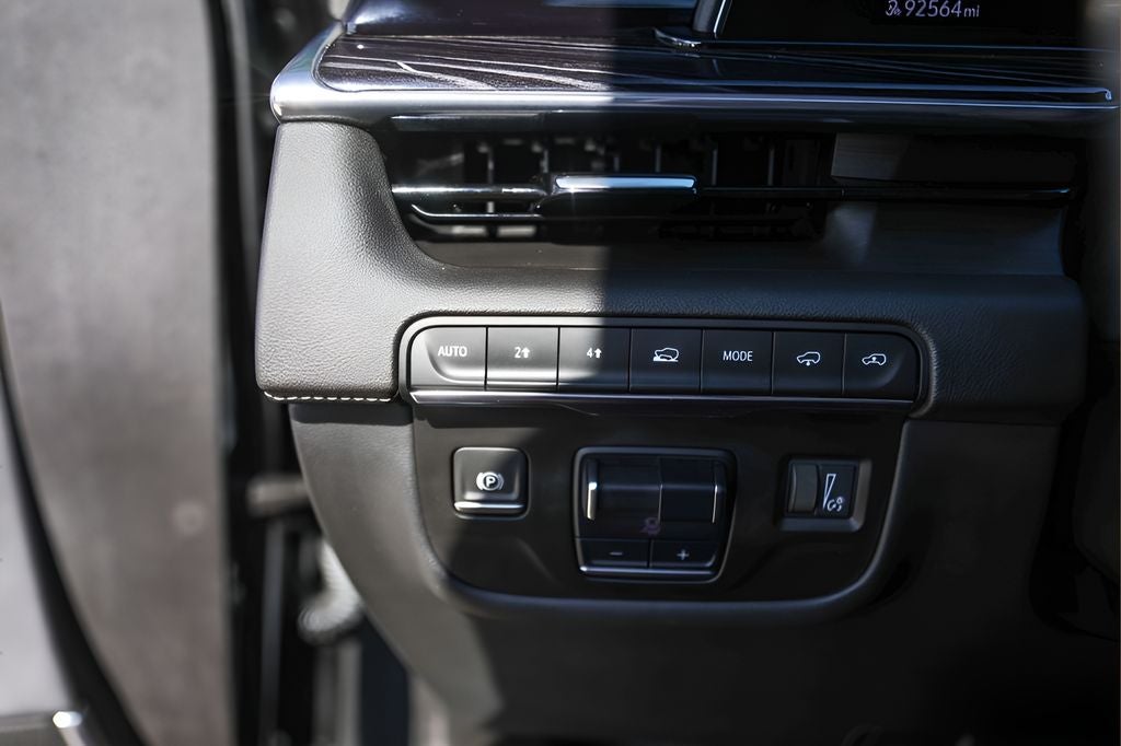 2022 Cadillac Escalade Sport