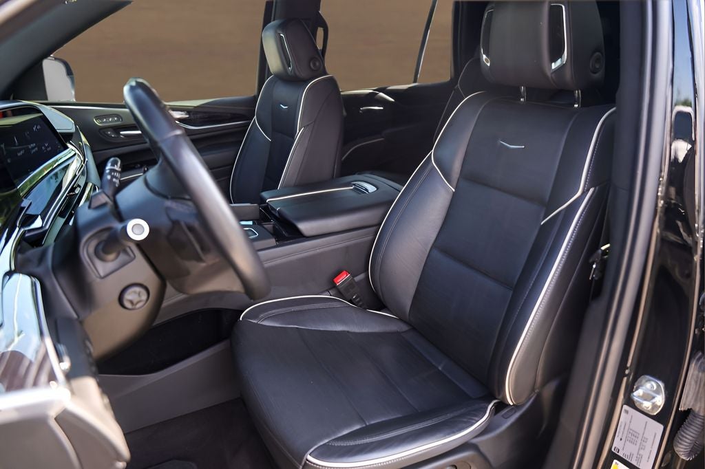 2022 Cadillac Escalade Sport