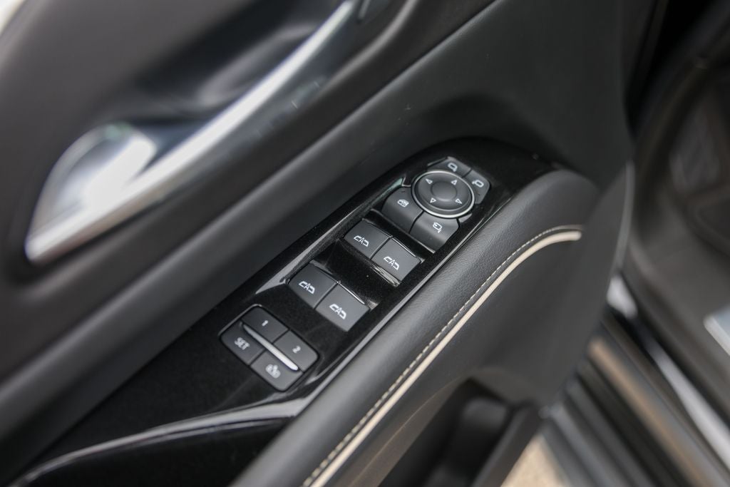 2022 Cadillac Escalade ESV Premium