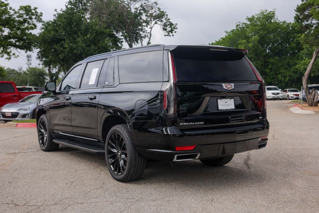 2022 Cadillac Escalade ESV Premium