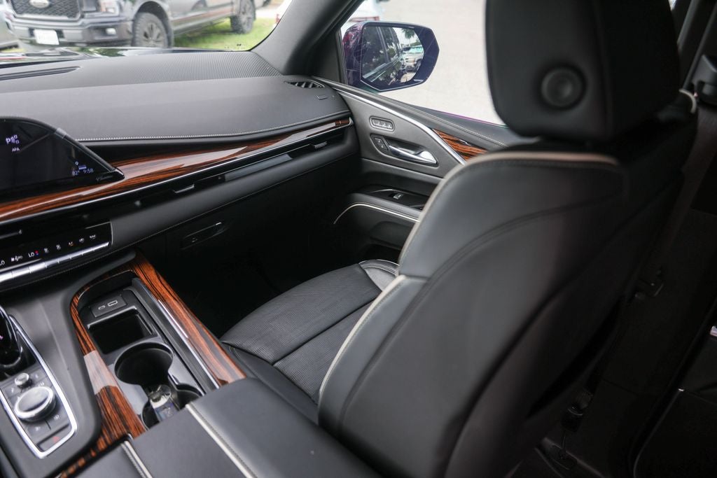 2022 Cadillac Escalade ESV Premium