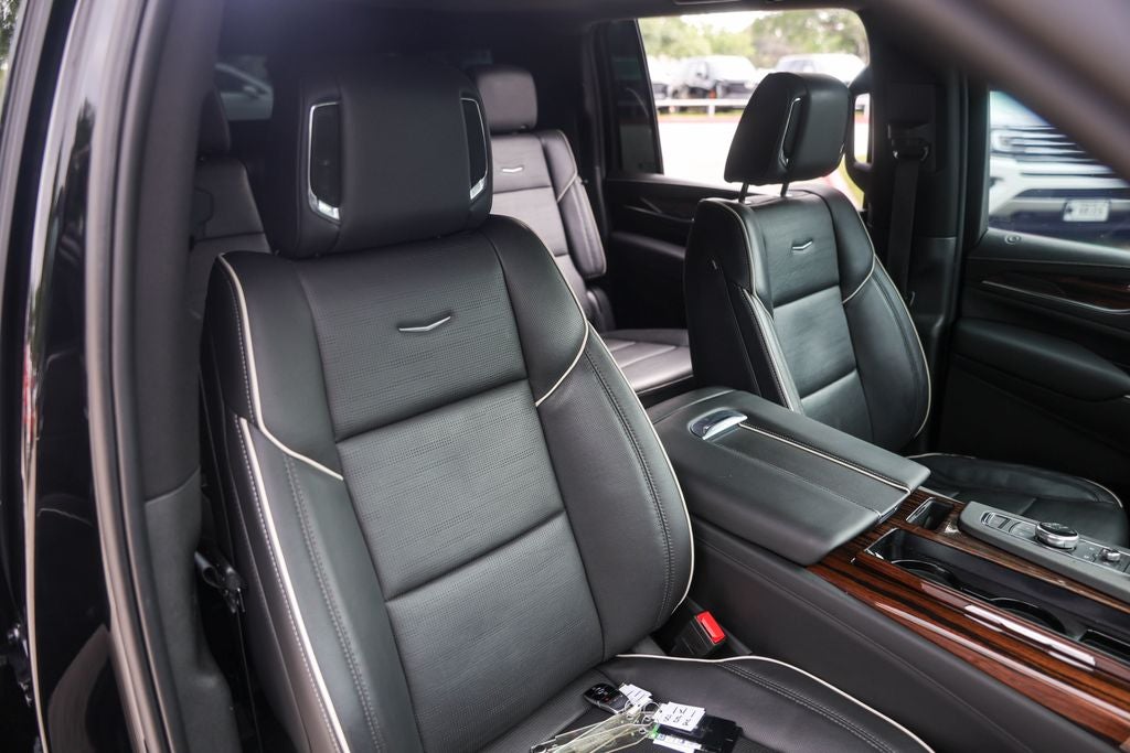 2022 Cadillac Escalade ESV Premium