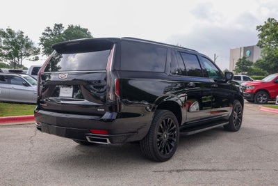 2022 Cadillac Escalade ESV Premium