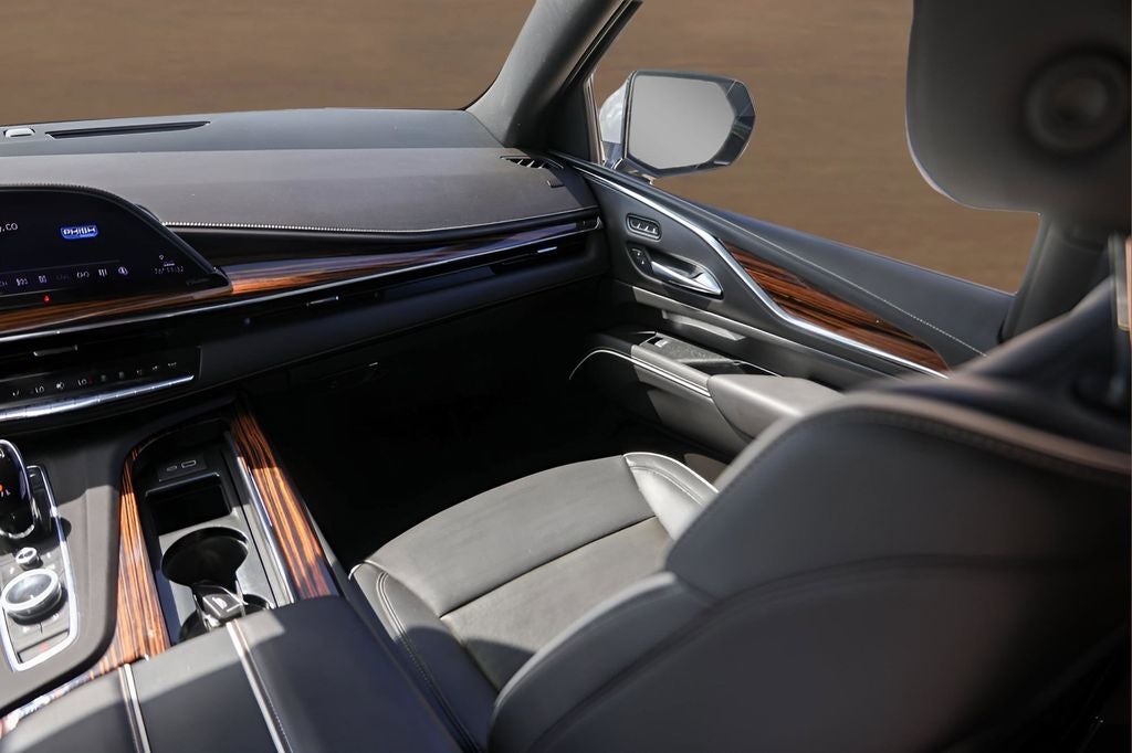 2024 Cadillac Escalade ESV Premium