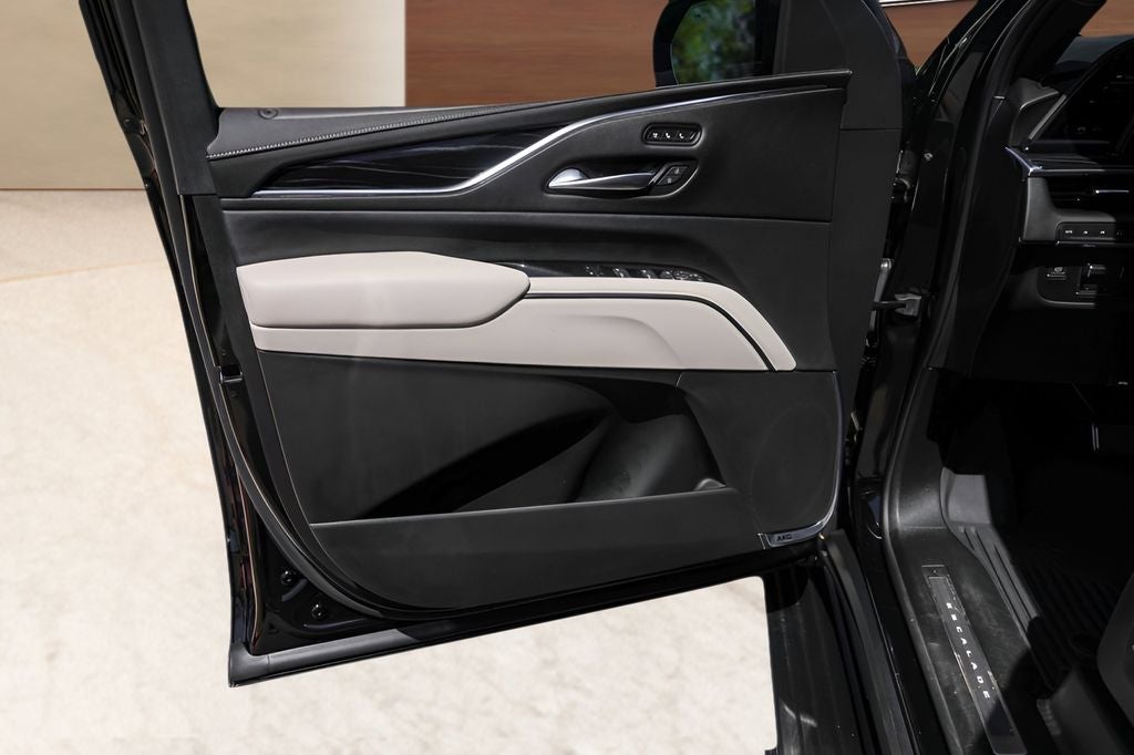 2024 Cadillac Escalade ESV Sport