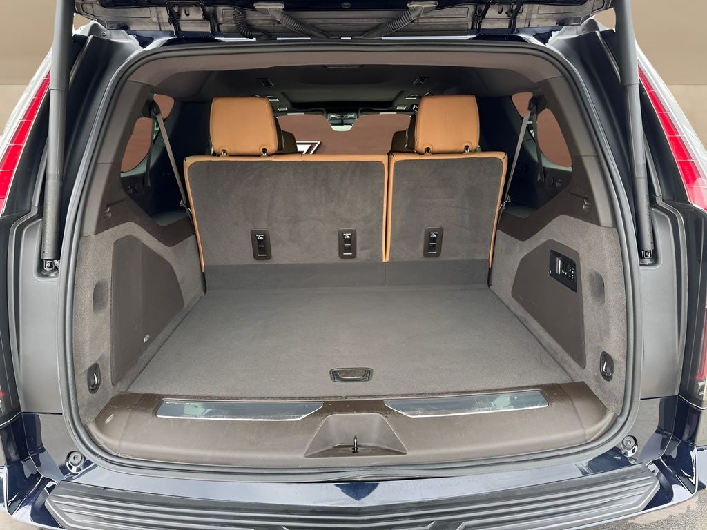 2022 Cadillac Escalade ESV Sport