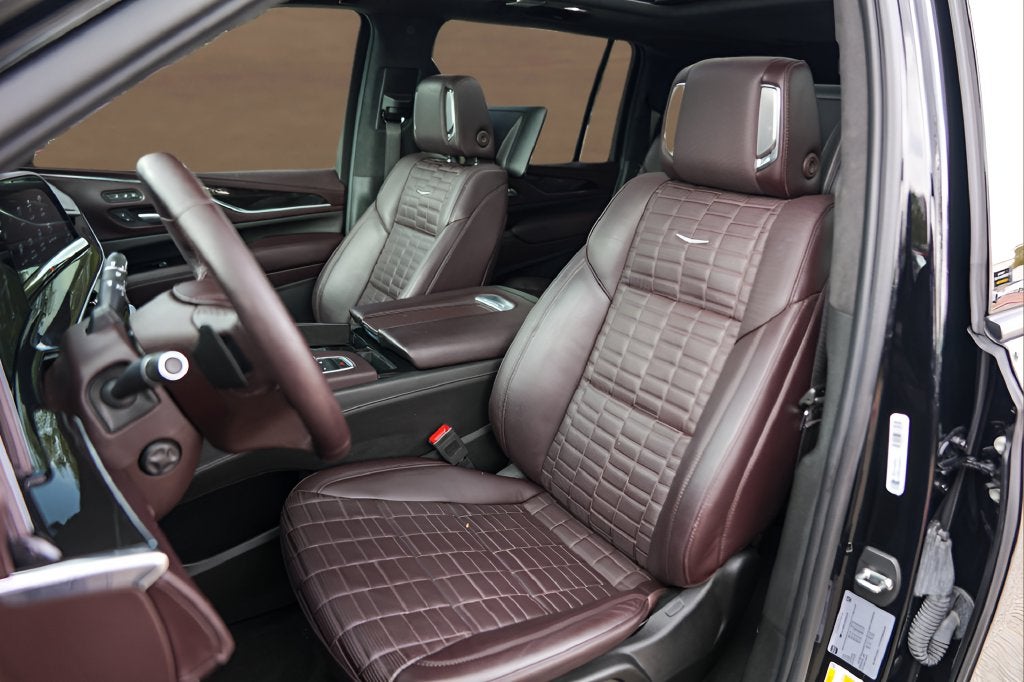 2023 Cadillac Escalade ESV Sport Platinum
