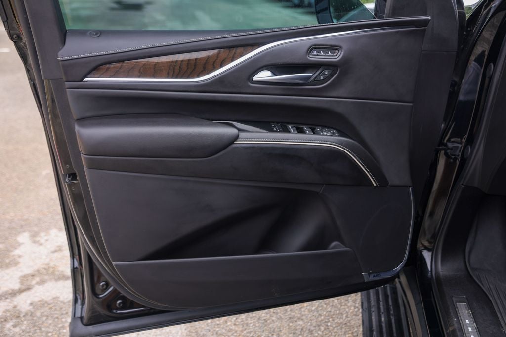 2023 Cadillac Escalade ESV Sport Platinum