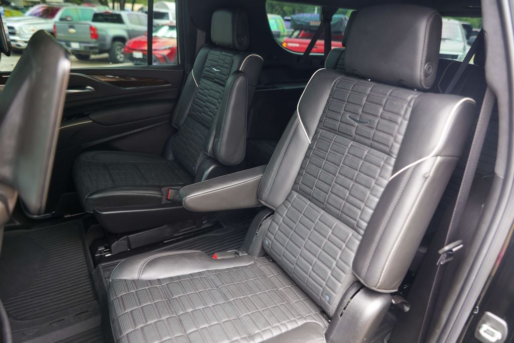 2023 Cadillac Escalade ESV Sport Platinum