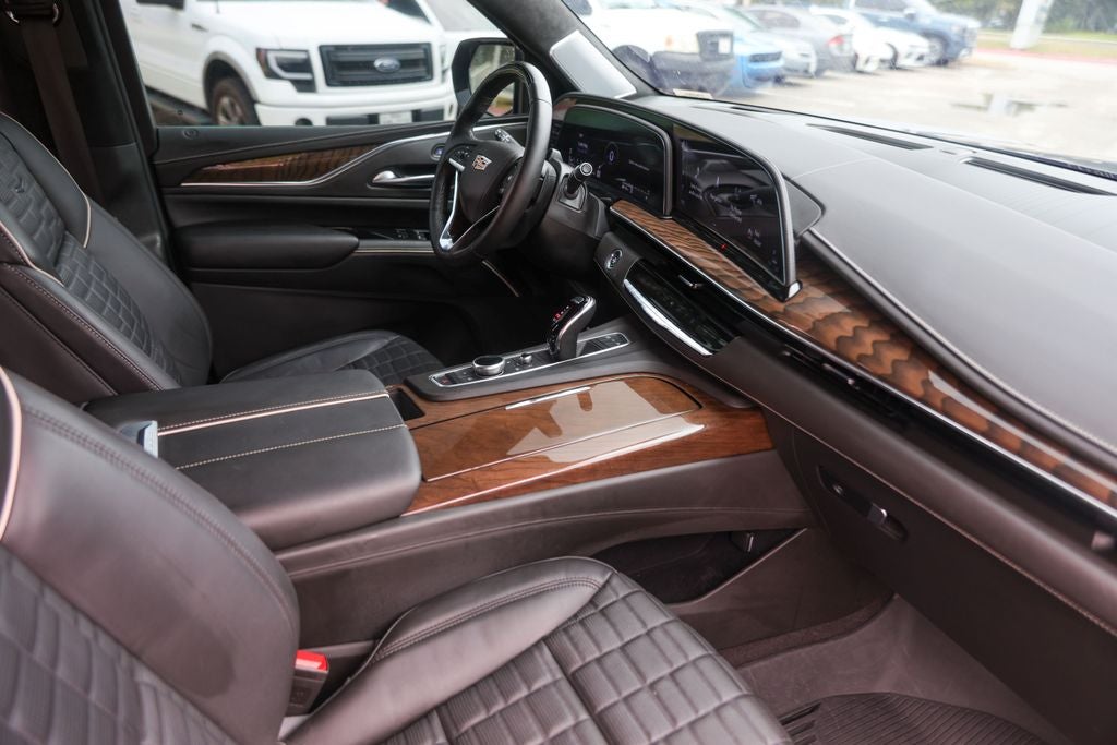 2023 Cadillac Escalade ESV Sport Platinum