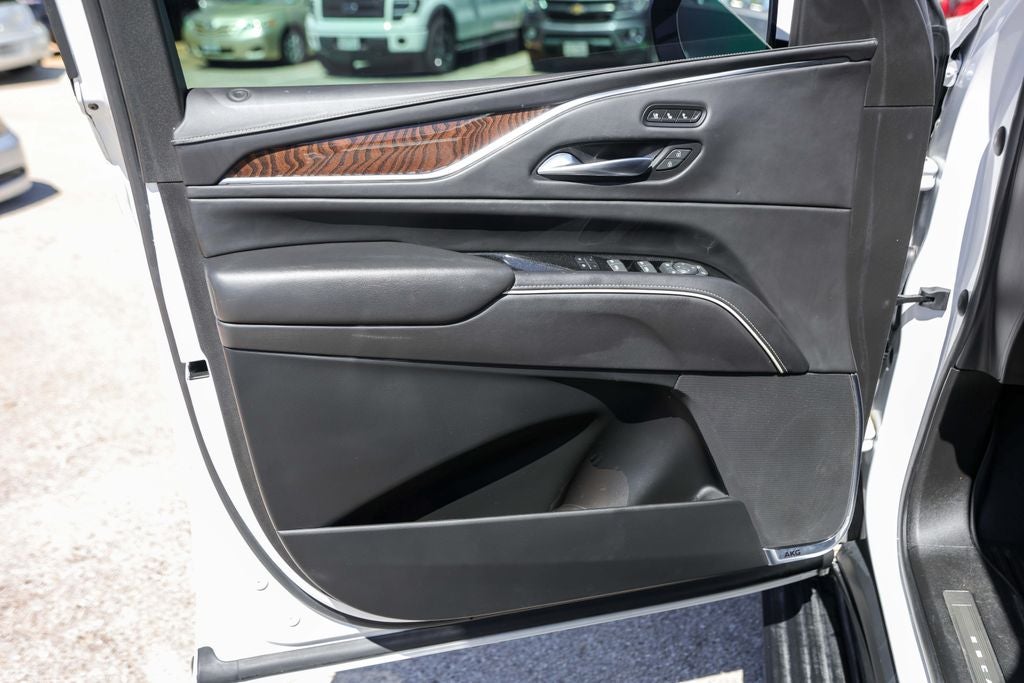 2022 Cadillac Escalade ESV Sport Platinum