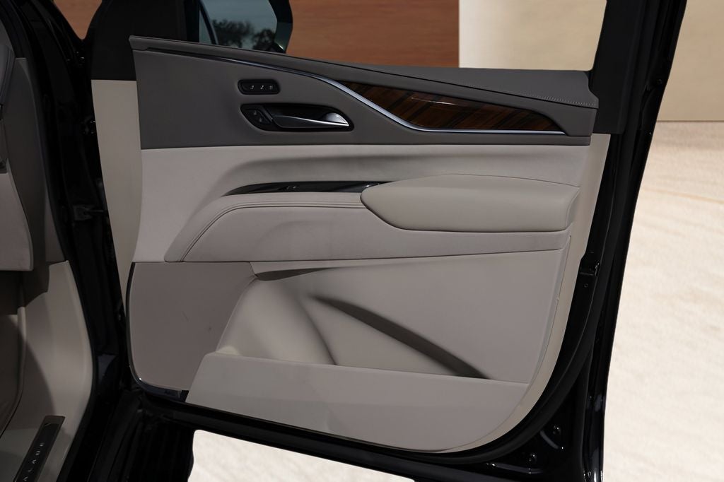 2024 Cadillac Escalade ESV Sport Platinum