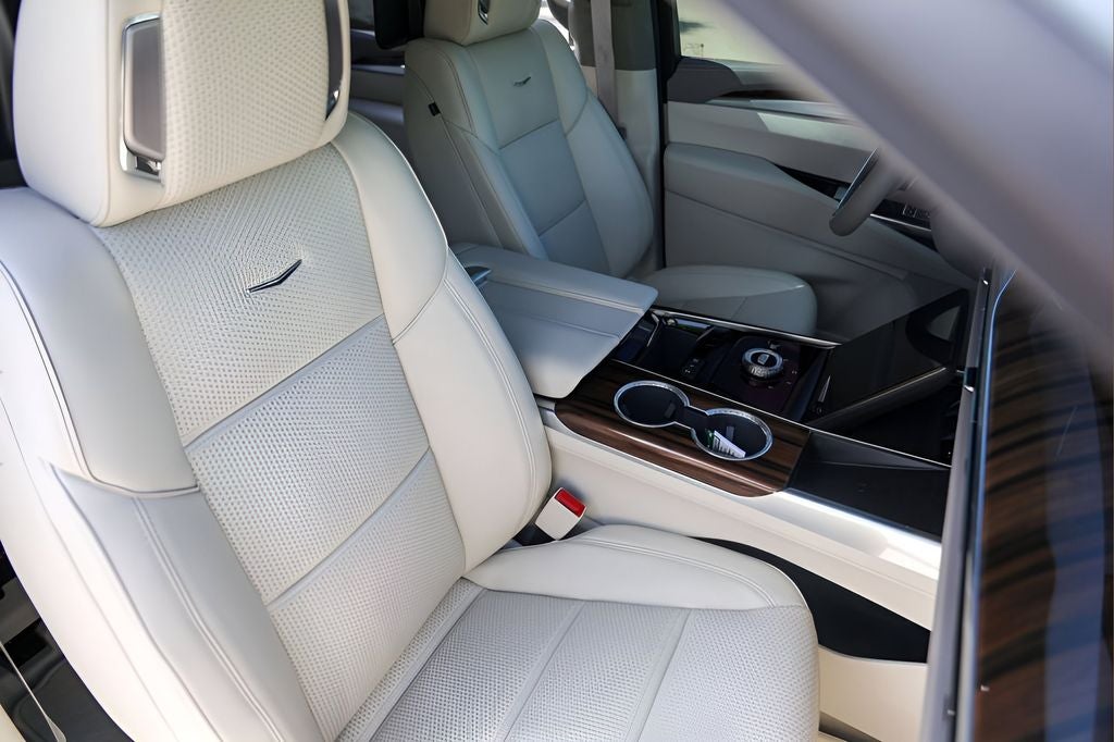 2026 Cadillac Escalade Platinum Luxury