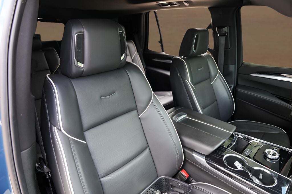 2025 Cadillac Escalade Sport