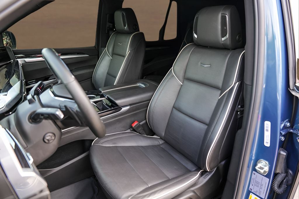 2025 Cadillac Escalade Sport