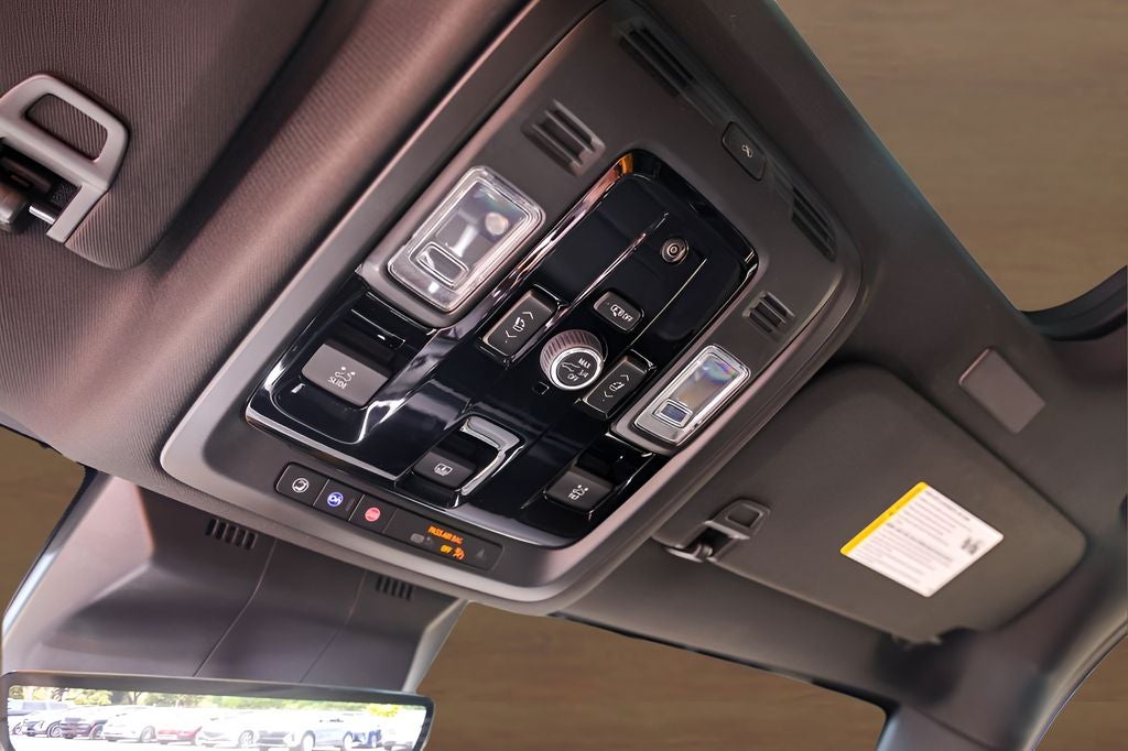2025 Cadillac Escalade Sport