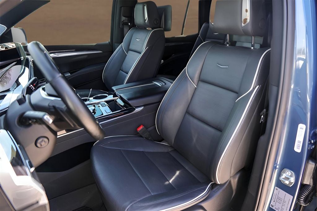 2025 Cadillac Escalade Sport