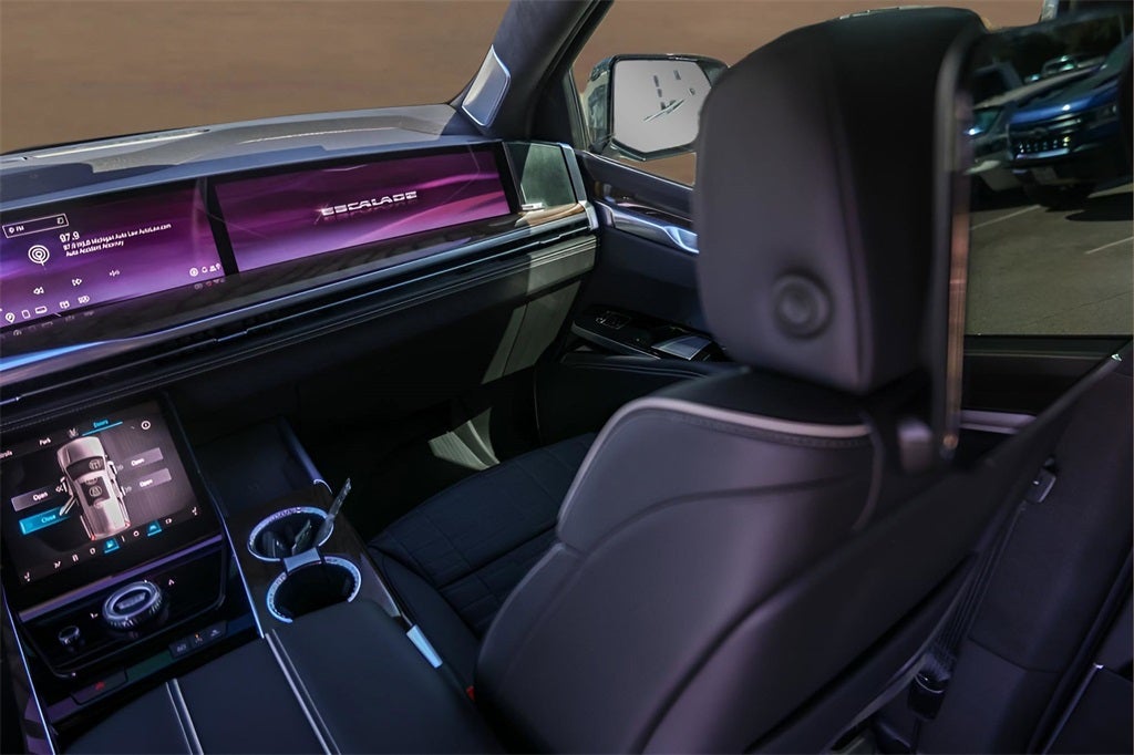 2025 Cadillac Escalade Sport Platinum