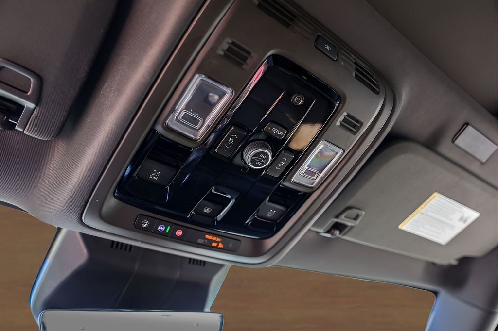 2025 Cadillac Escalade ESV Premium