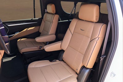 2025 Cadillac Escalade ESV Premium