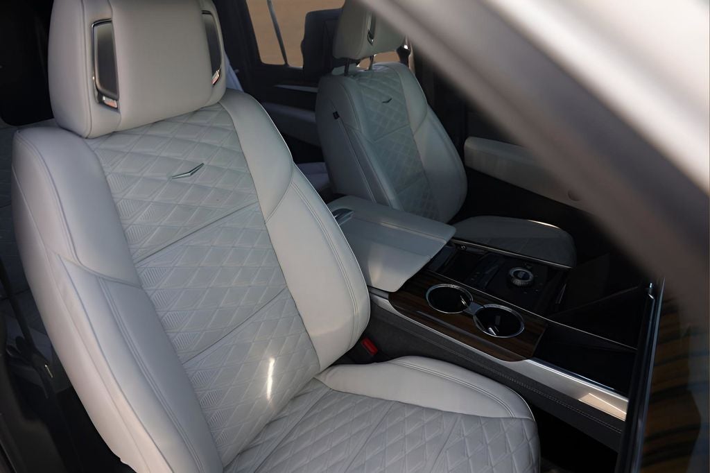 2025 Cadillac Escalade ESV Premium Luxury Platinum