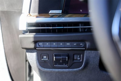 2025 Cadillac Escalade ESV Sport Platinum