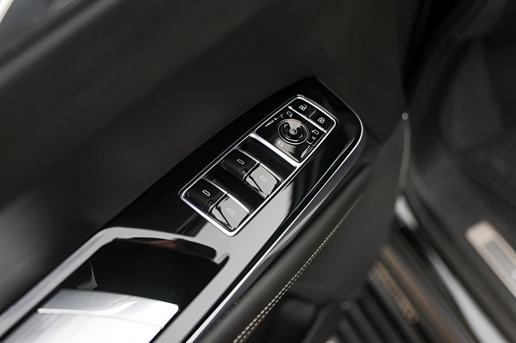 2025 Cadillac Escalade ESV V-Series
