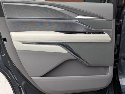 2025 Cadillac ESCALADE IQ Sport 1