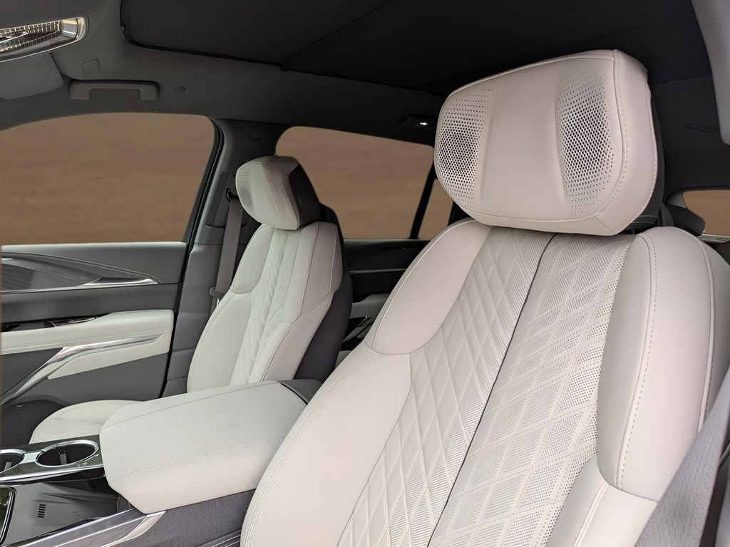 2025 Cadillac ESCALADE IQ Sport 1