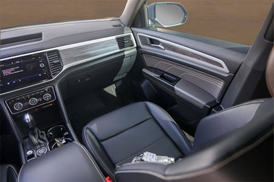 2022 Volkswagen Atlas Cross Sport 3.6L V6 SE w/Technology