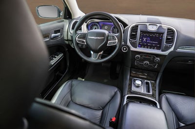 2022 Chrysler 300 Touring