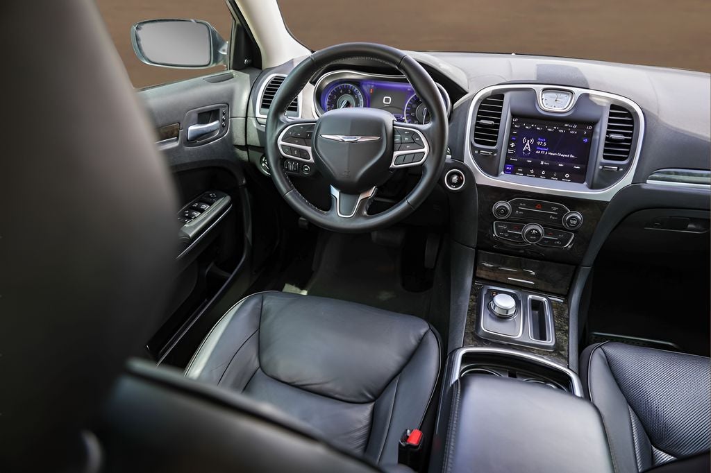 2022 Chrysler 300 Touring