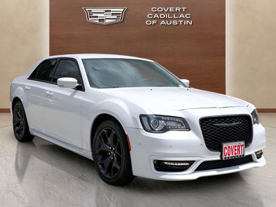 2022 Chrysler 300 Touring
