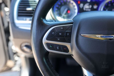 2022 Chrysler 300 Touring