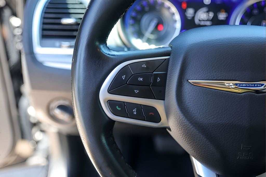 2022 Chrysler 300 Touring