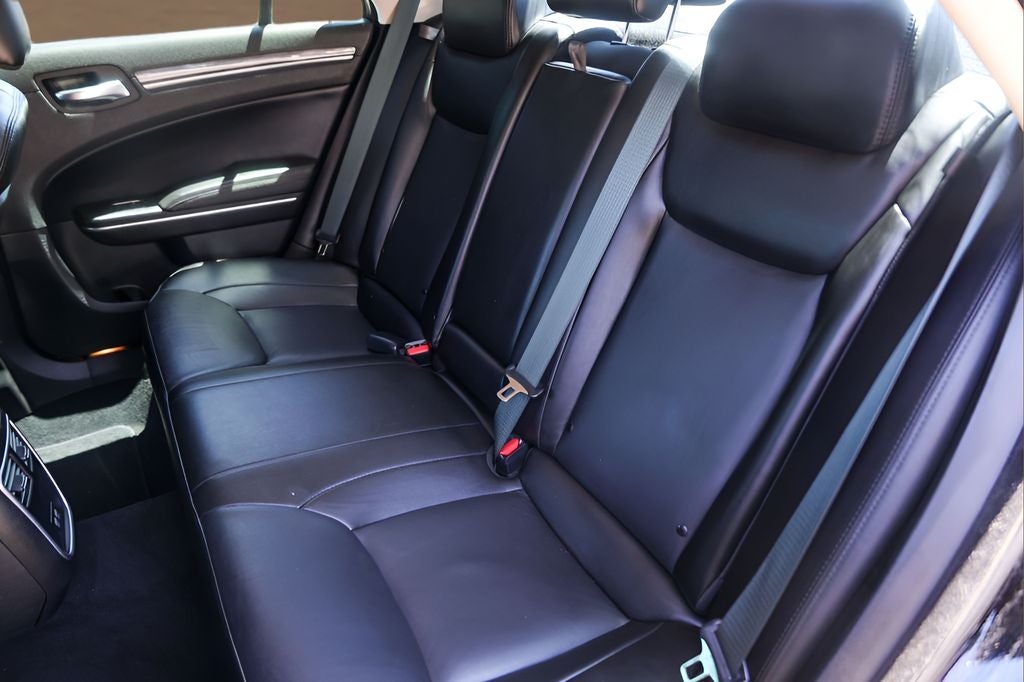 2022 Chrysler 300 Touring