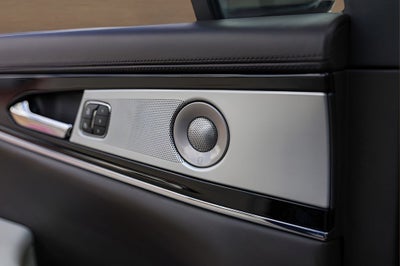 2023 Lincoln Nautilus Black Label