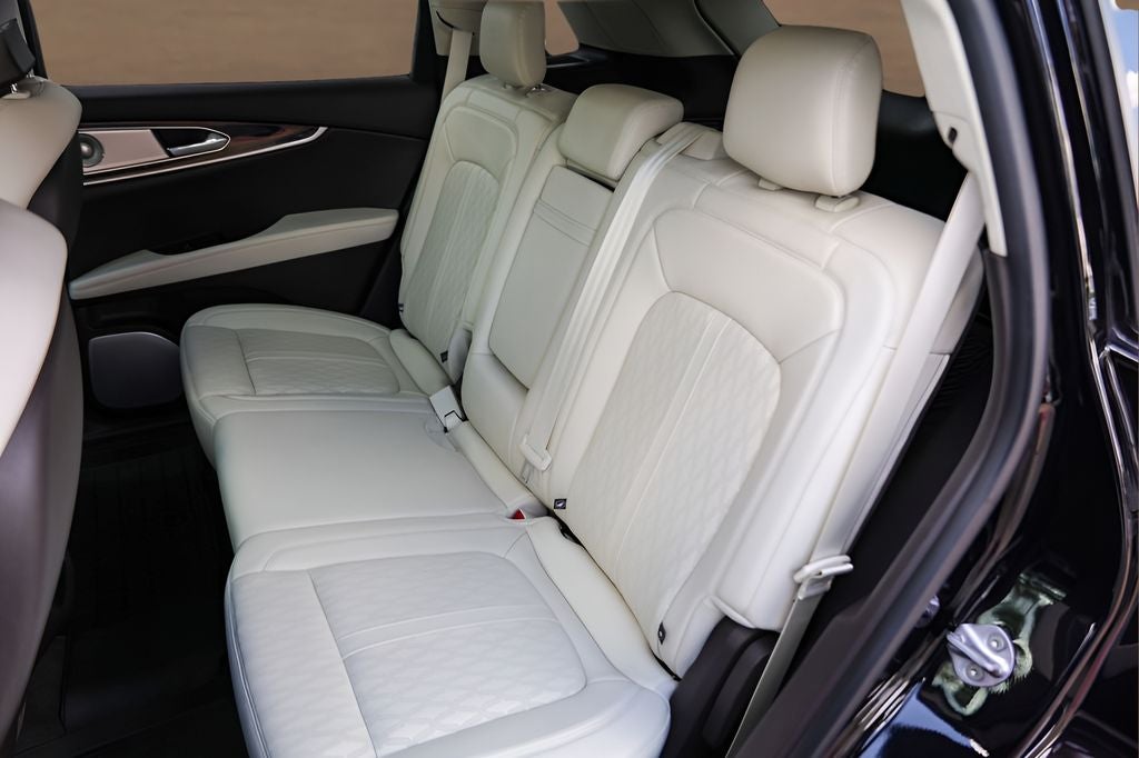 2023 Lincoln Nautilus Black Label