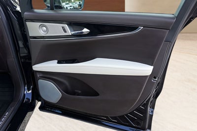 2023 Lincoln Nautilus Black Label