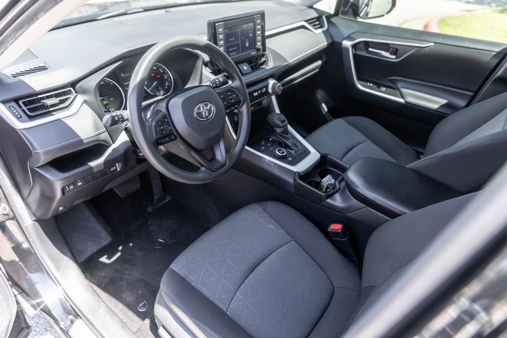 2021 Toyota RAV4 Hybrid XLE