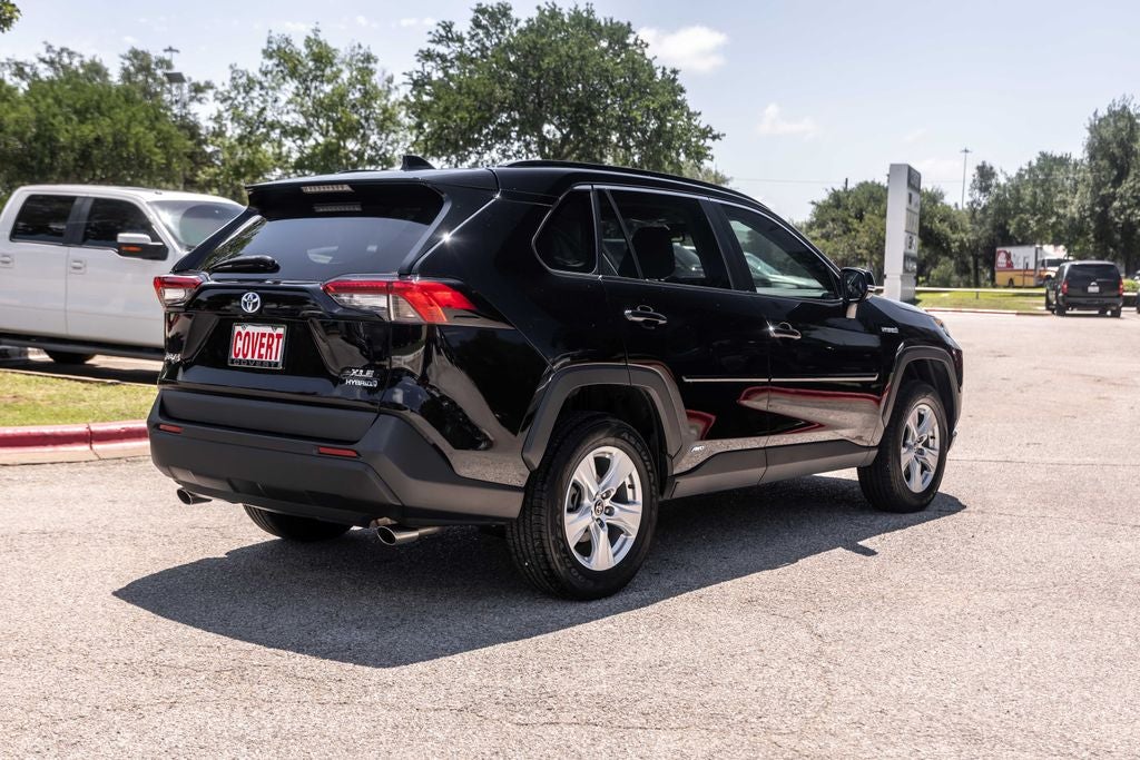2021 Toyota RAV4 Hybrid XLE