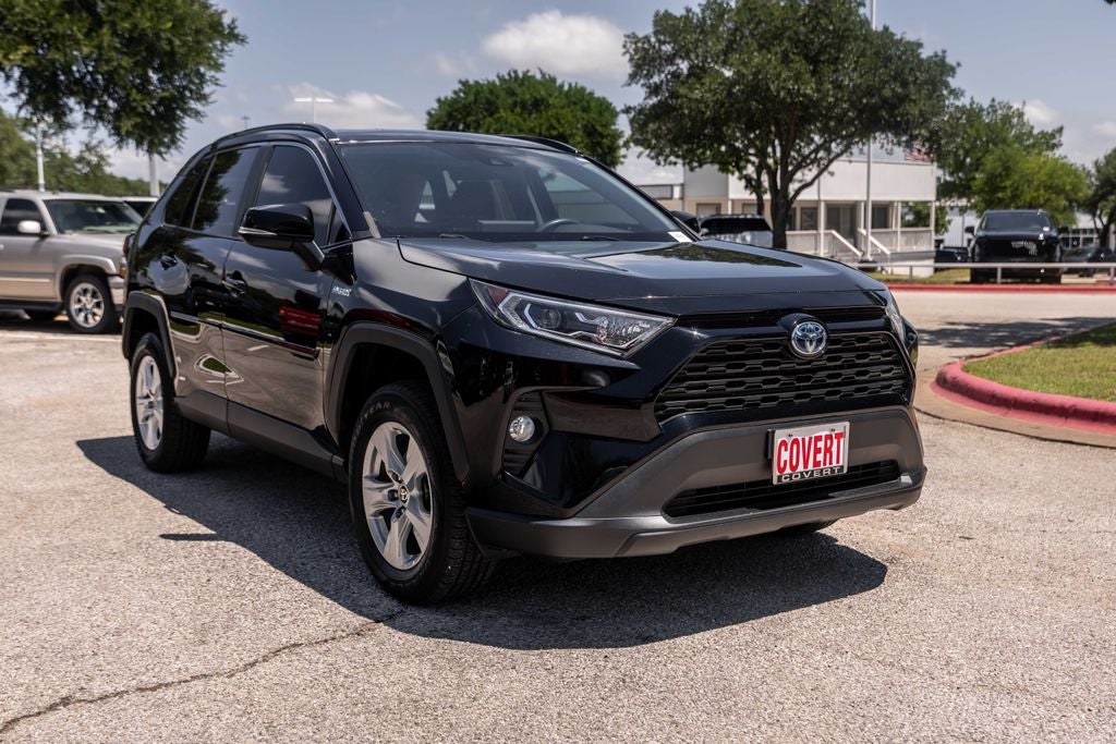 2021 Toyota RAV4 Hybrid XLE