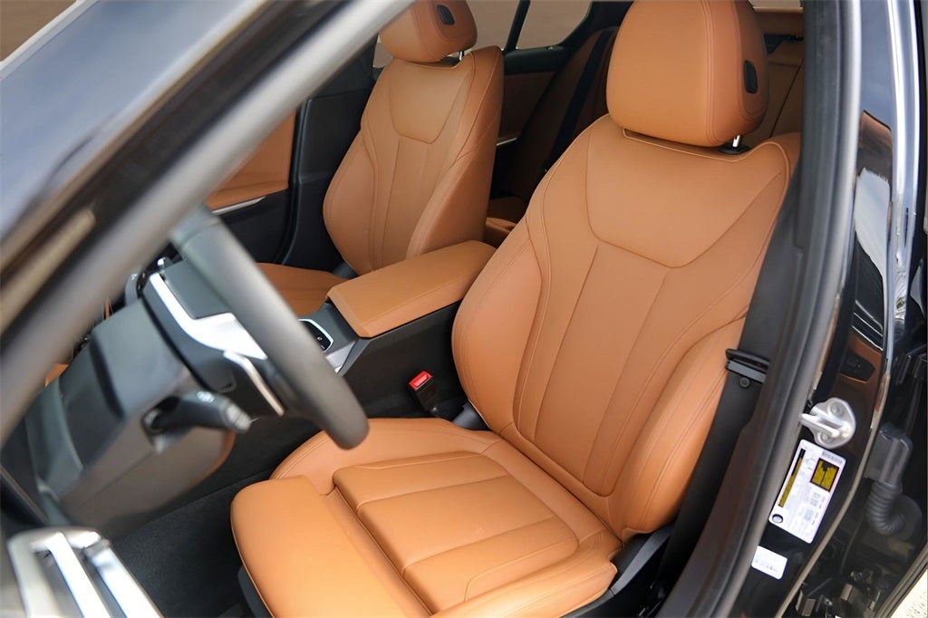 2025 BMW 3 Series 330i