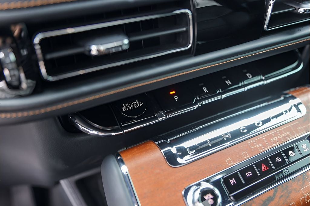 2025 Lincoln Aviator Black Label