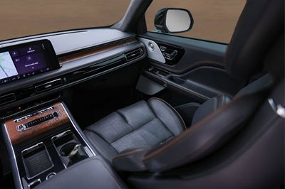 2025 Lincoln Aviator Black Label