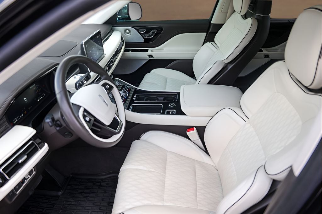 2022 Lincoln Aviator Black Label