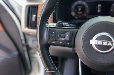 2022 Nissan Pathfinder Platinum
