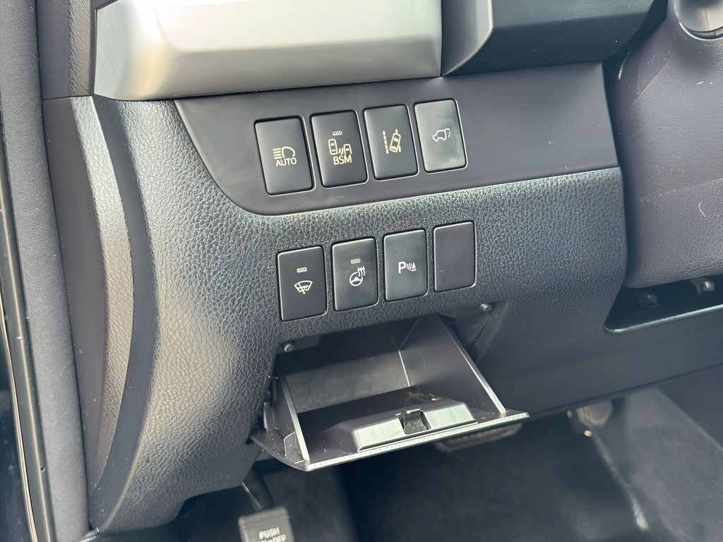 2016 Toyota Highlander Limited Platinum V6