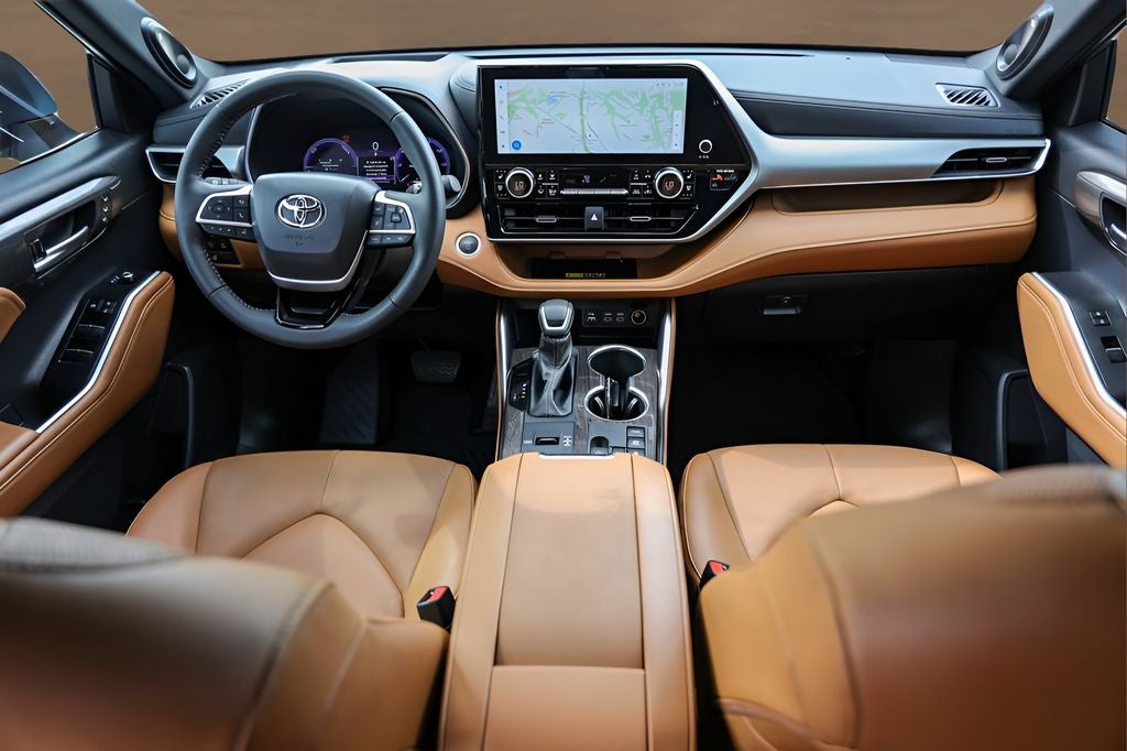 2026 Toyota Highlander Hybrid Platinum