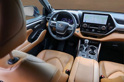 2026 Toyota Highlander Hybrid Platinum